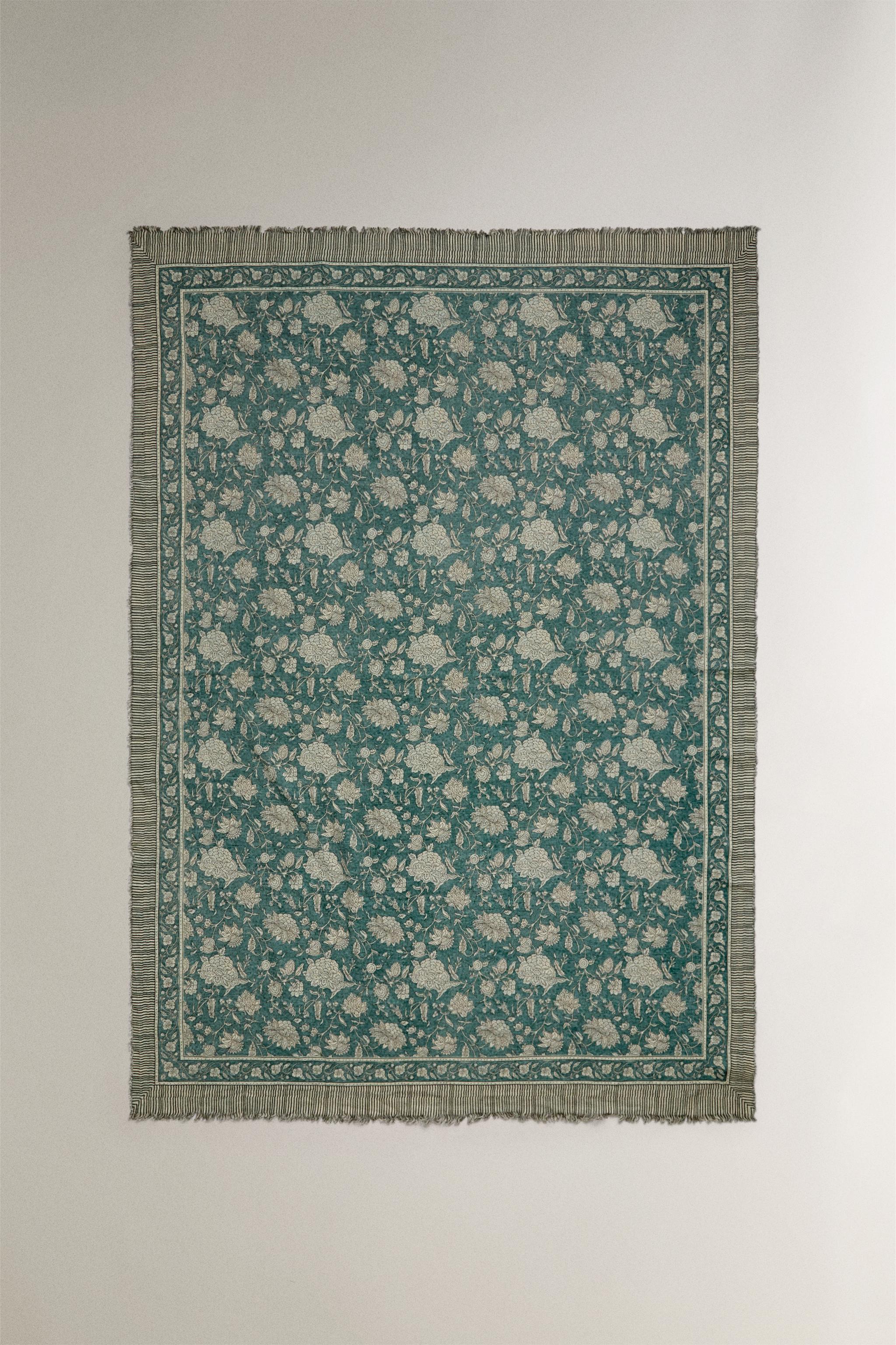FLORAL COTTON BLANKET